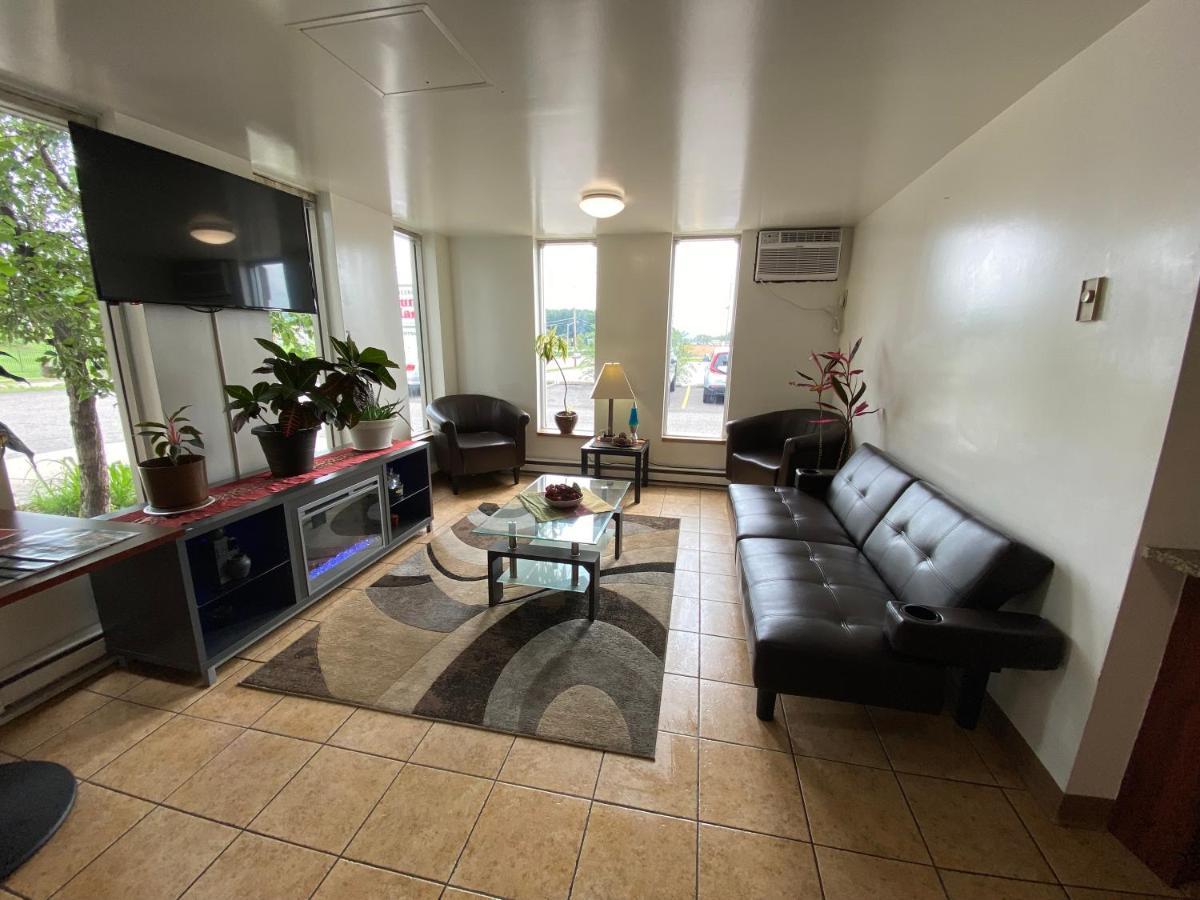 Reliance Inn Wausau Bagian luar foto